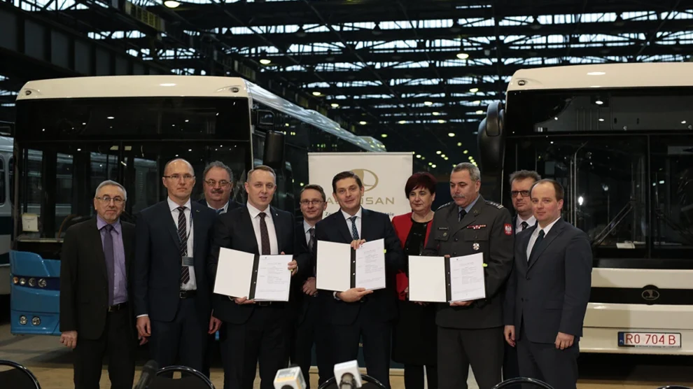 AUTOSAN dostarczy 28 autobusów dla Wojska Polskiego 107
