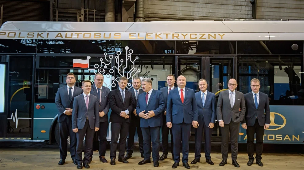 Porozumienia na rzecz rozwoju elektromobilności i AUTOSAN „elektryk” 326