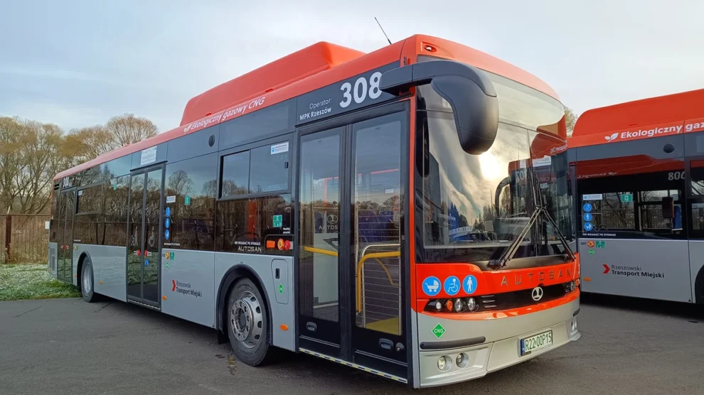 Setny AUTOSAN w Rzeszowie 644