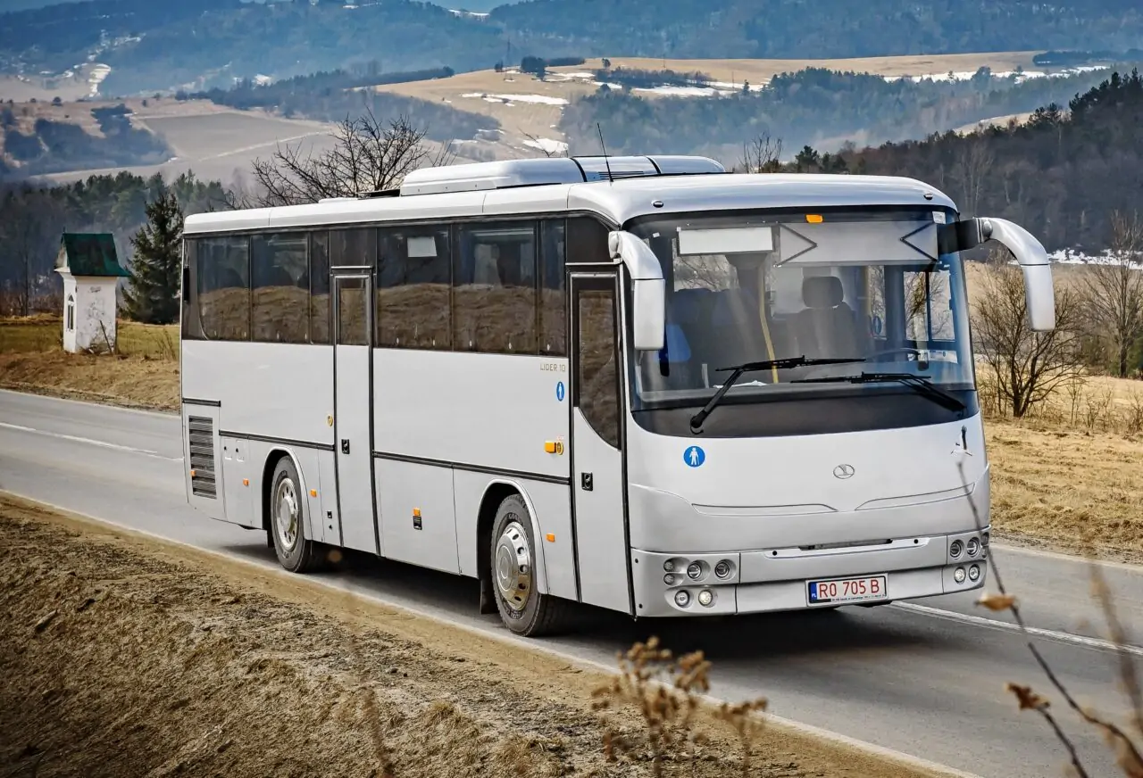 LIDER 10 - Autosan 000