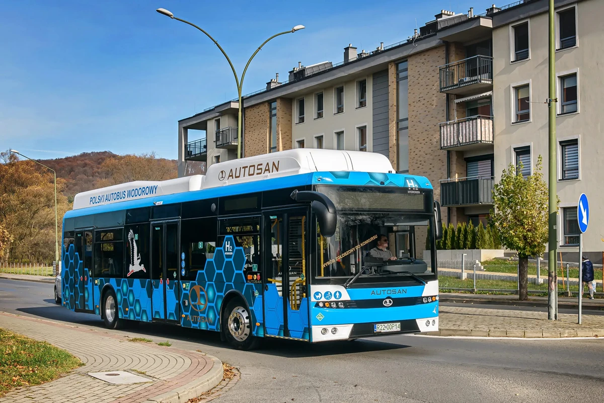 SANCITY 12LFH - Autosan 006